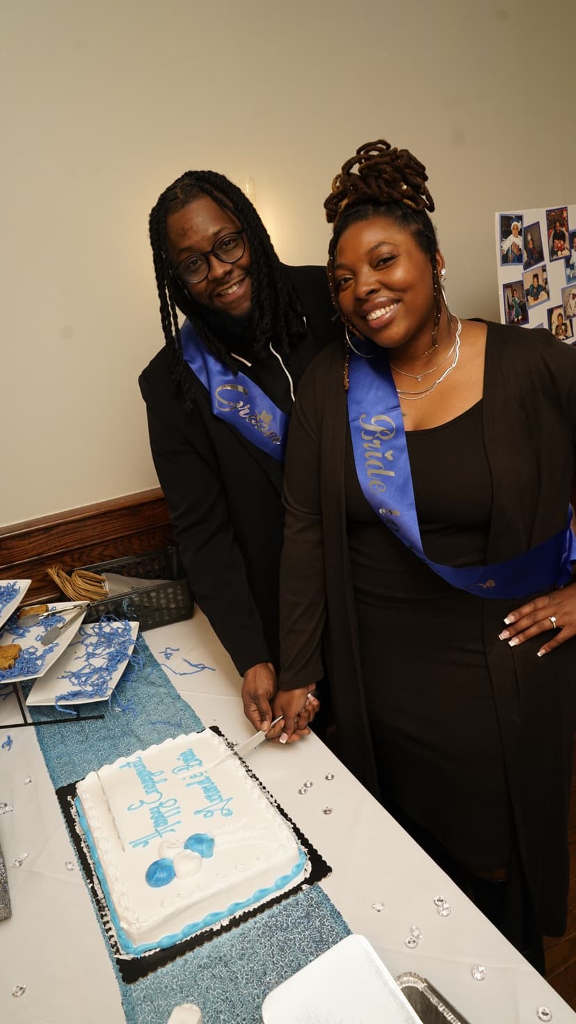 cake cutting photo